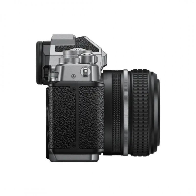 【美品&777枚】Nikon Zf 40mm f/2 SE Kit Nikon Zf Mirrorless Camera 40mm f/2 SE Kit | Rockbrook Camera